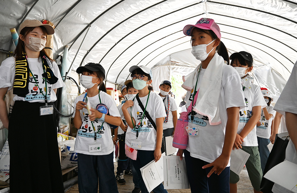 「第3回 生産現場訪問授業」ミニトマトの農場での体験と農業ビジネスを学びました！